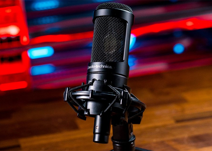 انتخاب میکروفون Audio-Technica AT2035 بعنوان بهترین میکروفون برای یوتیوب