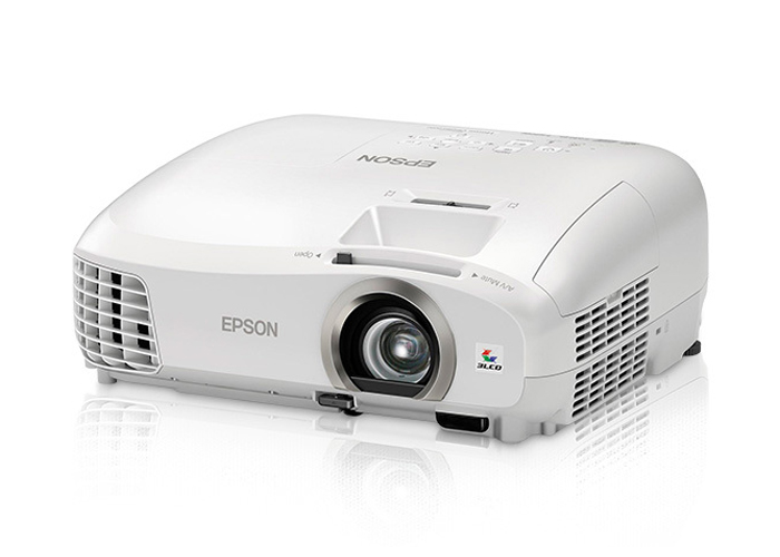 پروژکتور سه بعدی Epson Home Cinema 2040، یکی از بهترین ویدئو پروژکتورهای سه بعدی