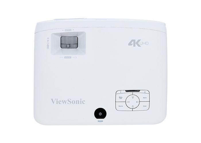 ویدیو پروژکتور ارزان 4k ویوسونیک مدل ViewSonic PX727 وزن سنگینی دارد و برای نصب گاها کاربر را به چالش می‌کشد.