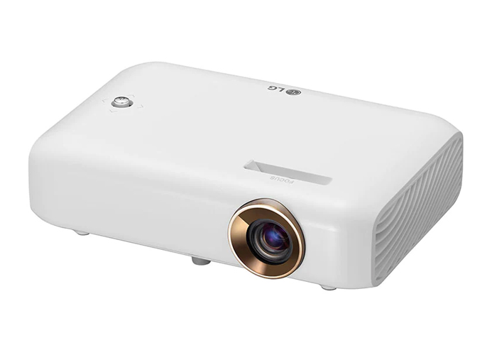  ویدئو پروژکتور الجی LG CineBeam PH510P با مجهز شدن به لنز پرتاب کوتاه می‌تواند در کوچکترین فضاها نیز تصاویر بزرگ و زیبا نمایش دهد.