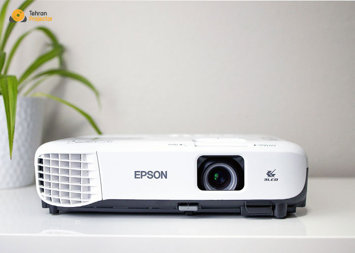  بهترین ویدئو پروژکتورهای اپسون : Epson VS355