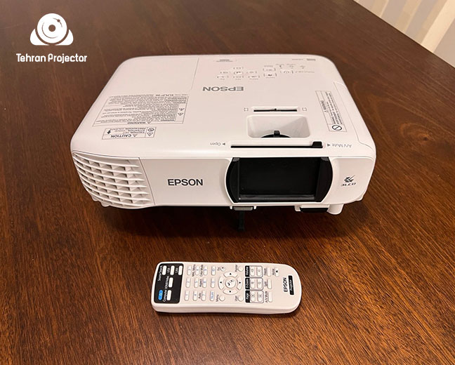 ویدئو پروژکتور ارزان قیمت Epson Home Cinema 1060