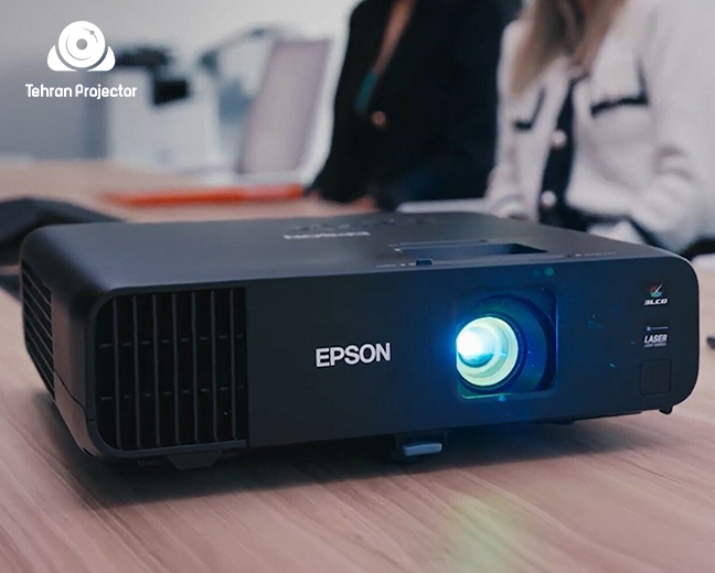  پروژکتور Epson Pro EX11000 بهترین پروژکتور اتاق کنفرانس سال 2025