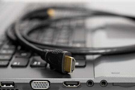 ترفندهای افزایش طول کابل HDMI: ساده ترین روش ها + عکس