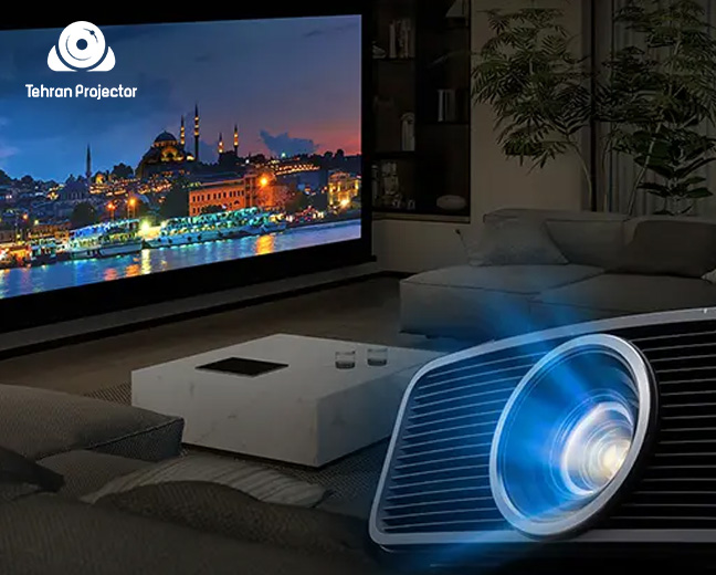 ویژگی‌های فنی مهم در انتخاب ویدئو پروژکتور بر اساس متراژ اتاق