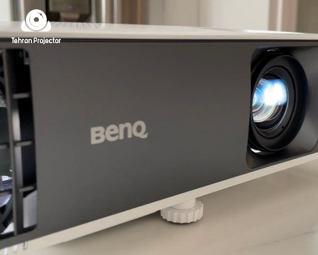 3. برترین پروژکتورهای بنکیو در سال 2025 فور کی مناسب گیمینگ: پروژکتور BenQ TK700