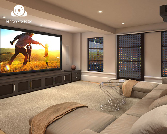 فواید و اهمیت استفاده از بهترین پرده نمایش‌ پروژکتور برای خانه