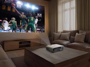 تجهیز ویدئو پروژکتور Epson EX3290 به پورت‌ها و راه‌های ارتباطی مدرن